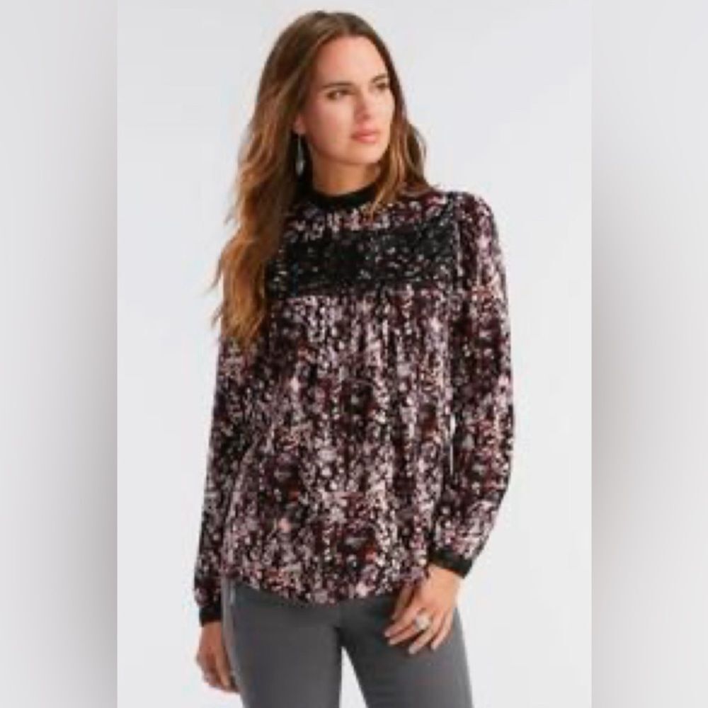 Cato long sleeve lace embellished floral high neck peasant top size small